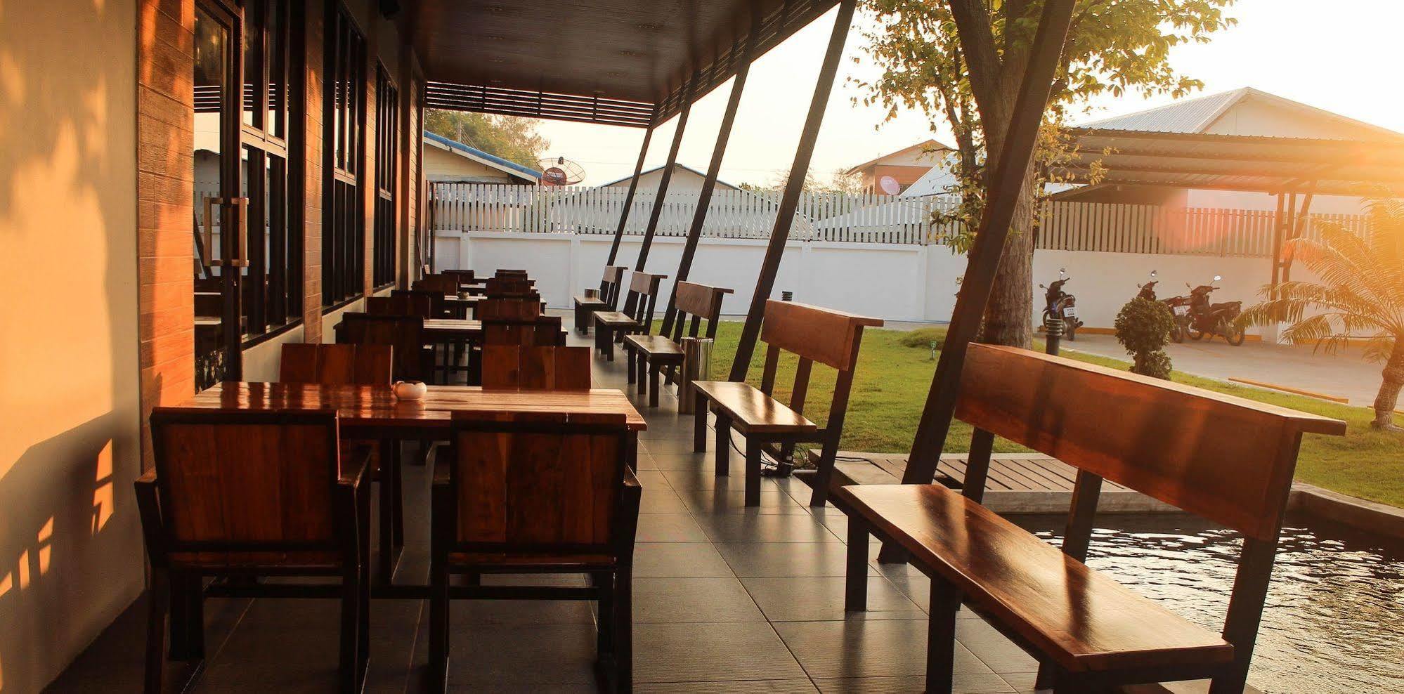 Np Hotel Buriram Eksteriør bilde