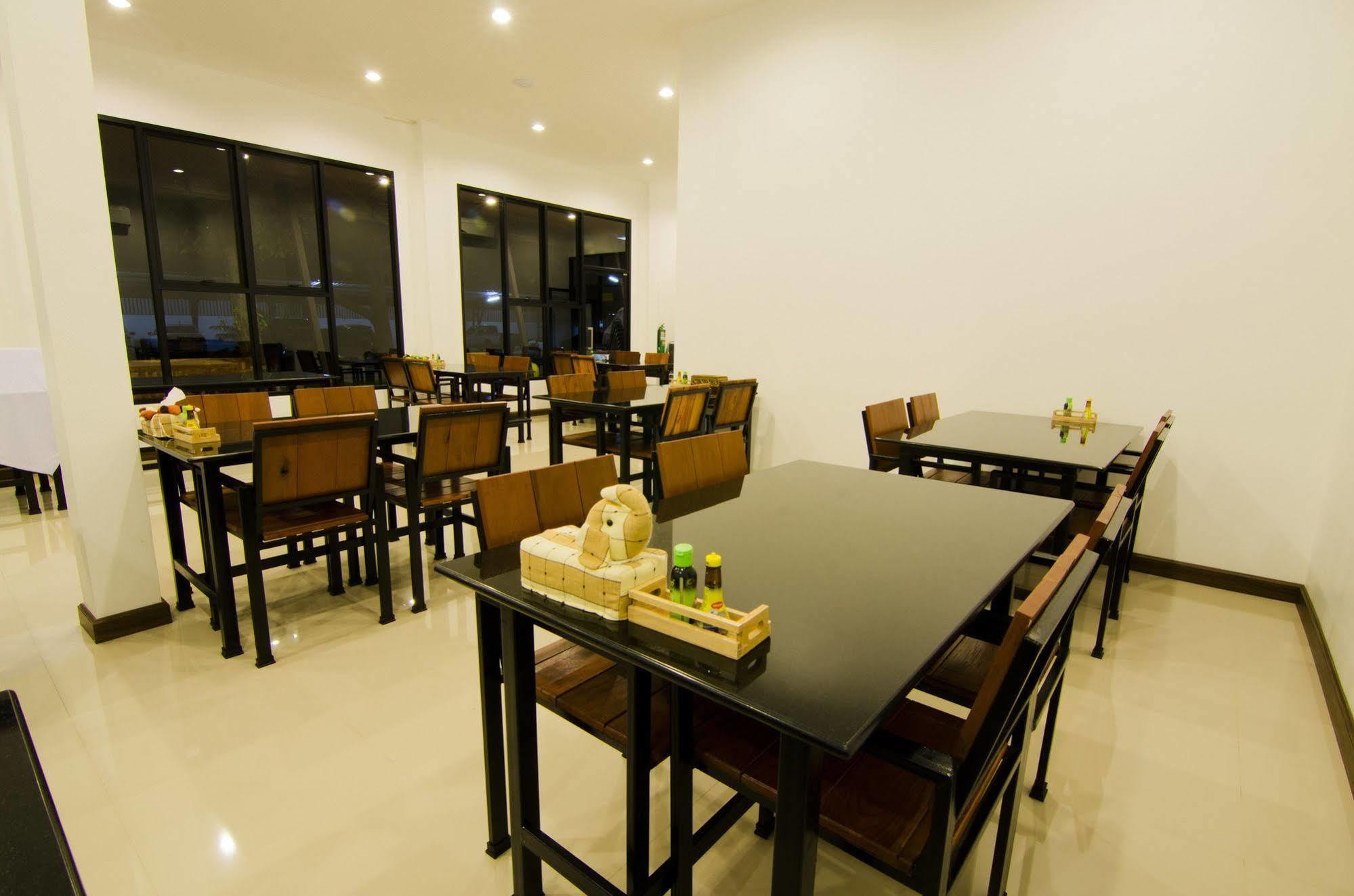 Np Hotel Buriram Eksteriør bilde